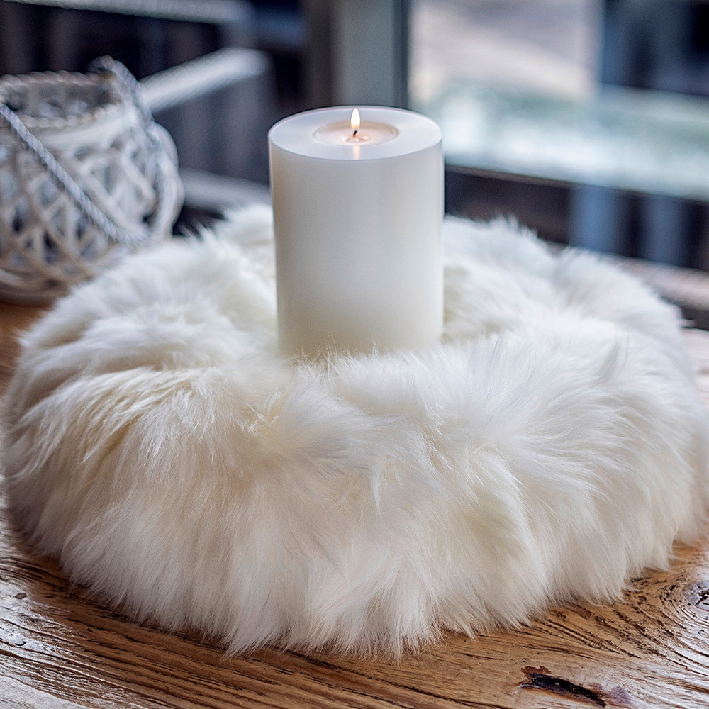 Qult Farluce Candle Real Fur - Merino Lamb Ivory - Candle wreath - Ø 45 cm x H Fur 10 cm