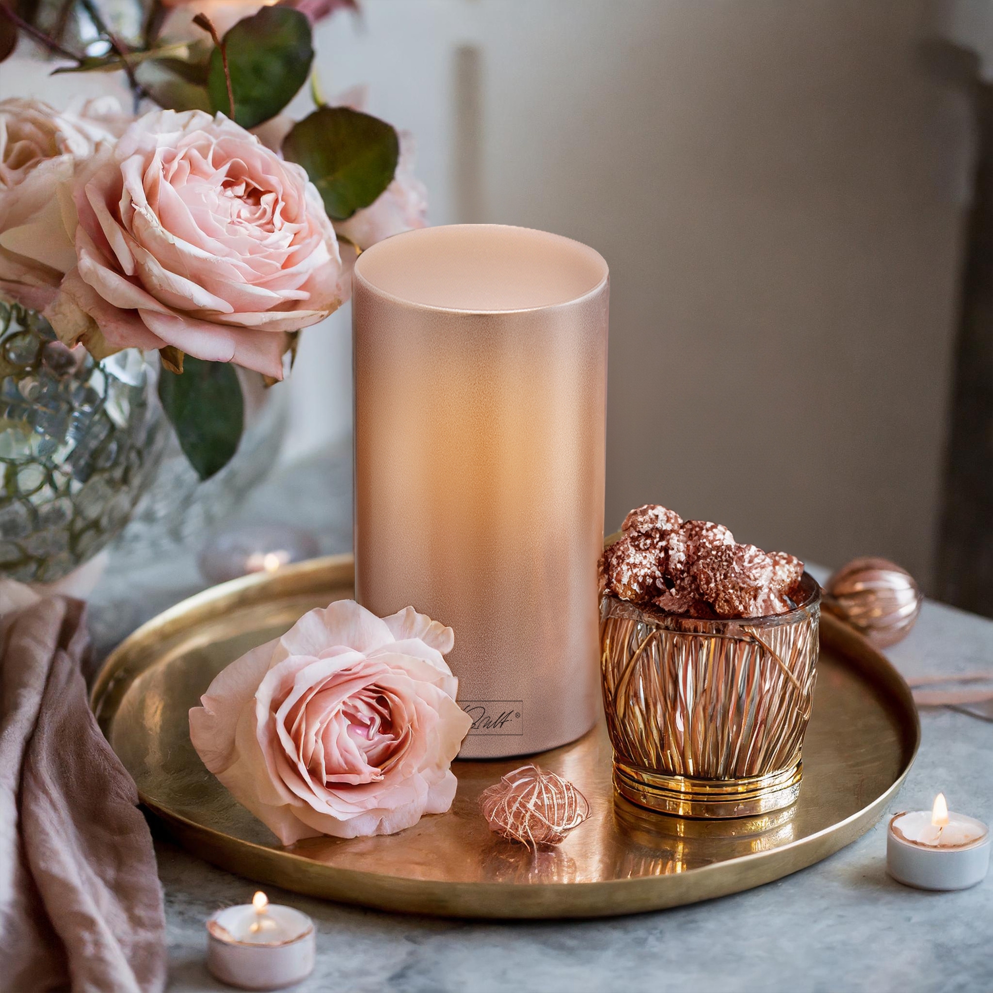 Qult Farluce Inside - Tealight Candle Holder - Rose Gold