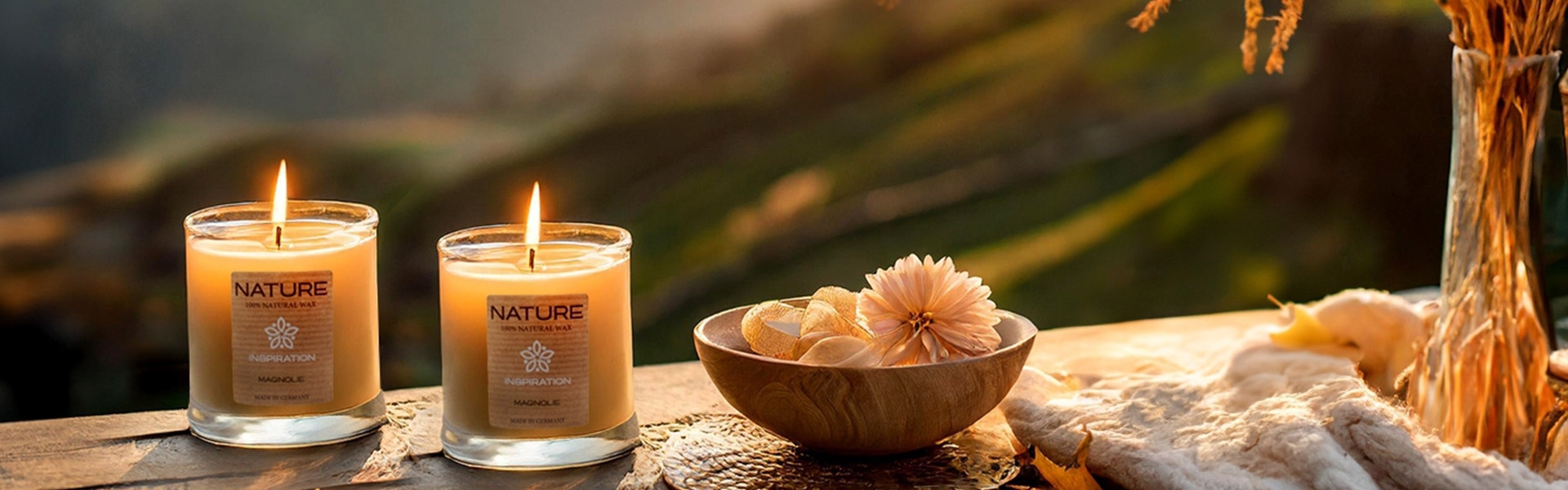 SCENTED CANDLES