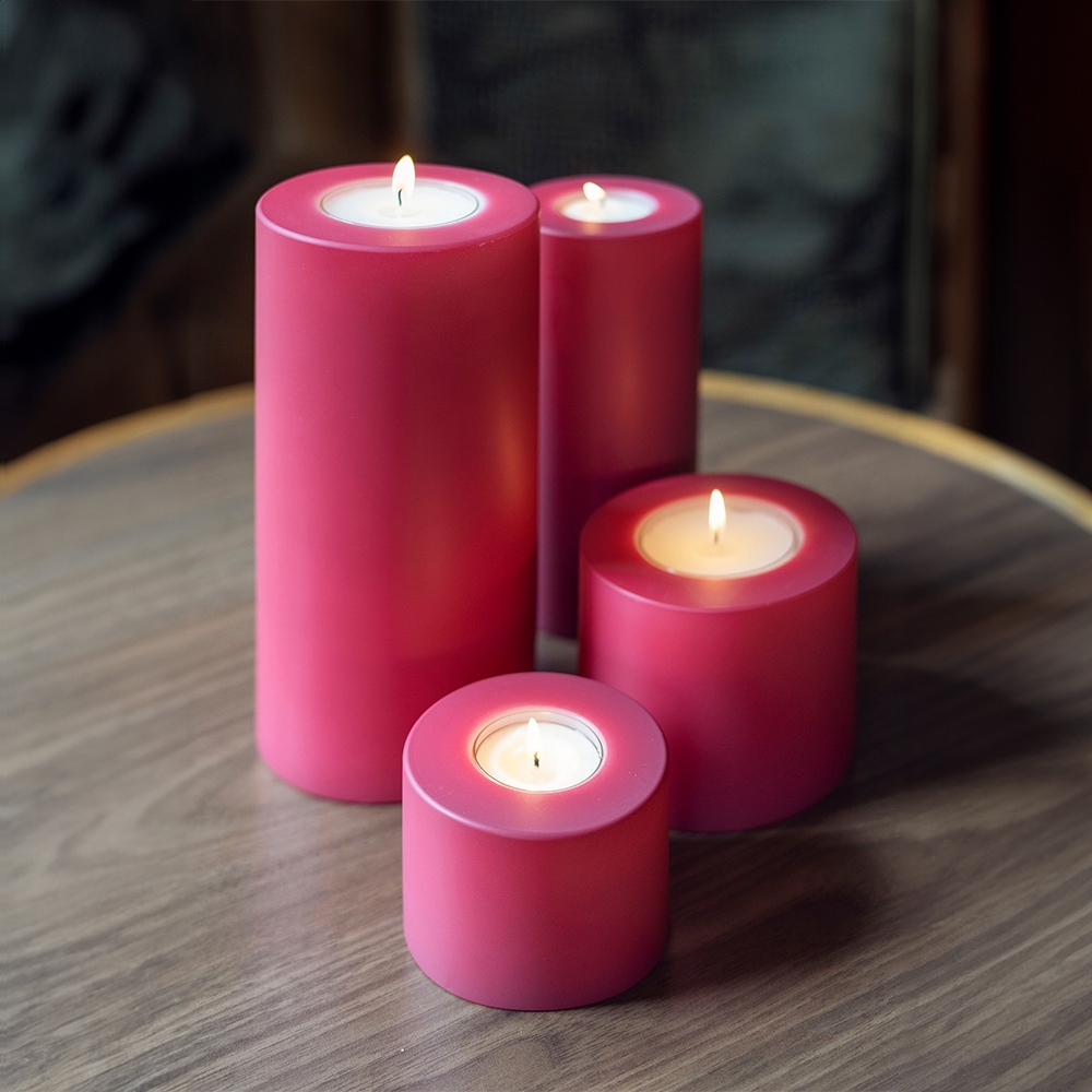Qult Farluce Trend - Tealight Candle Holder - Magenta Red Qult Farluce Trend - Tealight Candle Holder - Magenta Red
